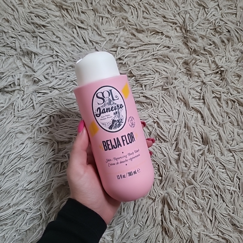 Sol de Janeiro Beija Flor Body Wash Skin Renewing 13 fl oz / 385mL New Viral Hot